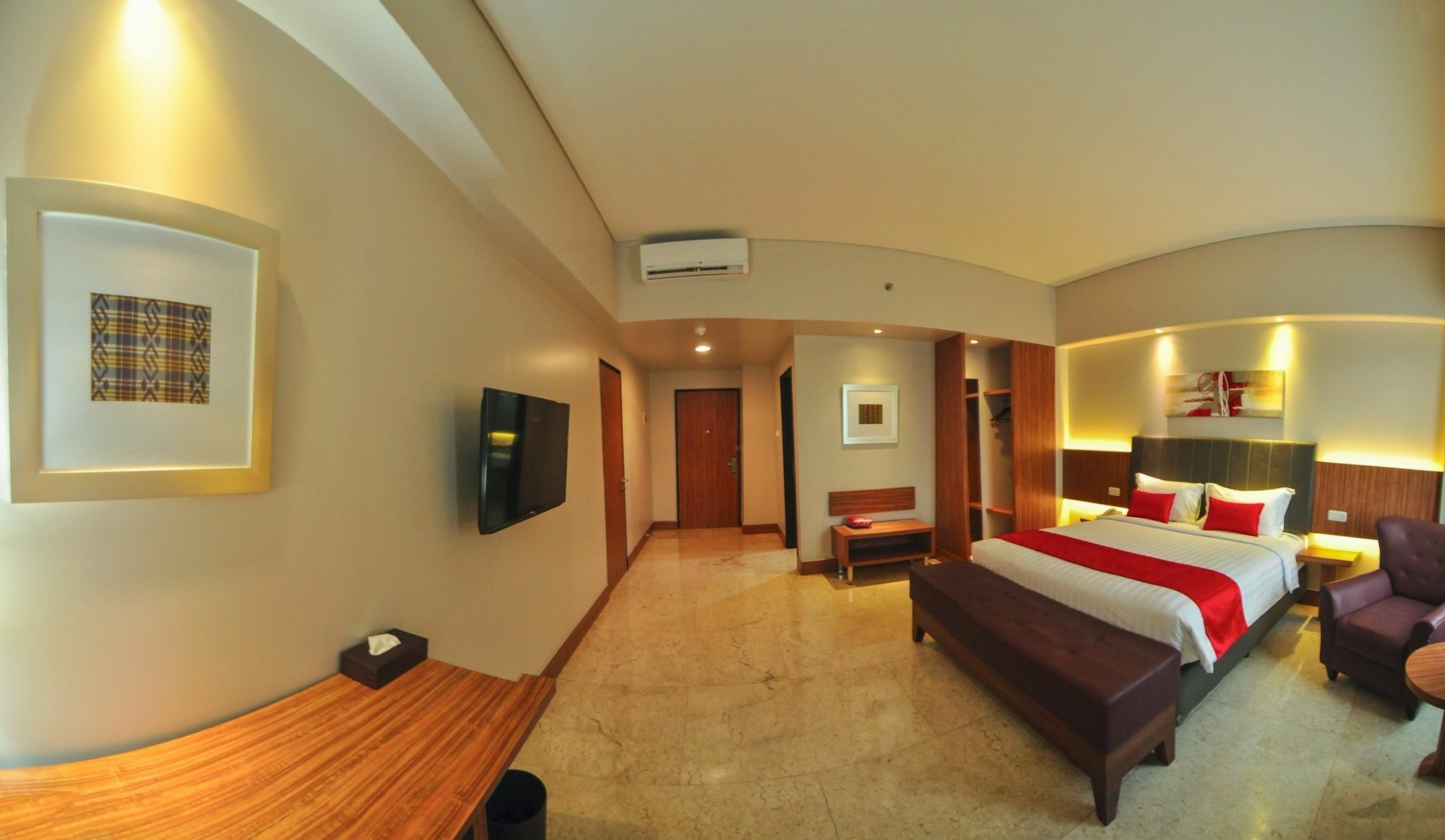 Demelia Hotel Makassar Exterior photo